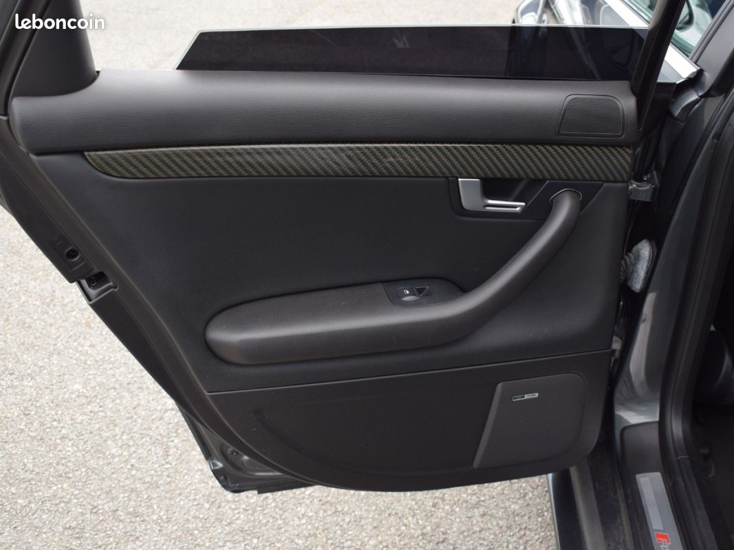 Audi rs4 avant b7 4.2 v8 420cv quattro bvm6 / pack f1 / pack carbone / disques ceramique / systeme bose (image 20)