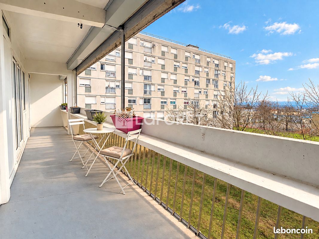 Appartement 4 pièces 71 m² · à Rillieux-la-Pape · 71 m² · 115 000 €