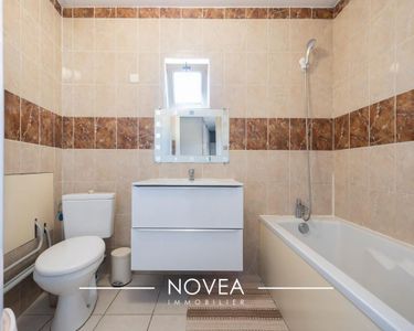 Maison 395 000 € - 259 m²