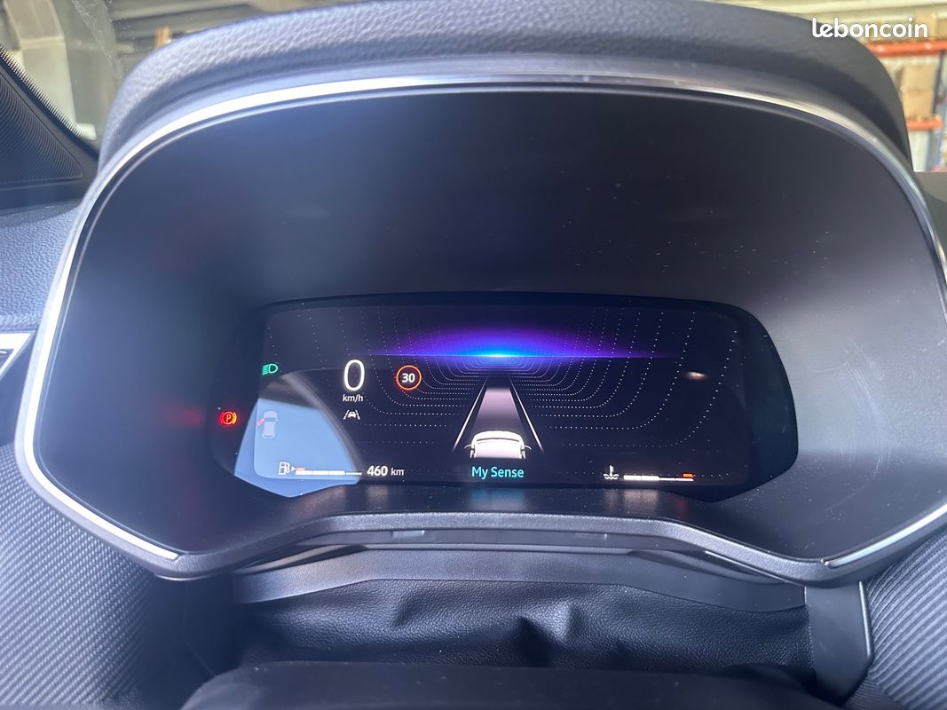RENAULT CLIO 1.0 TCE 90CH ESPRIT ALPINe (image 20)