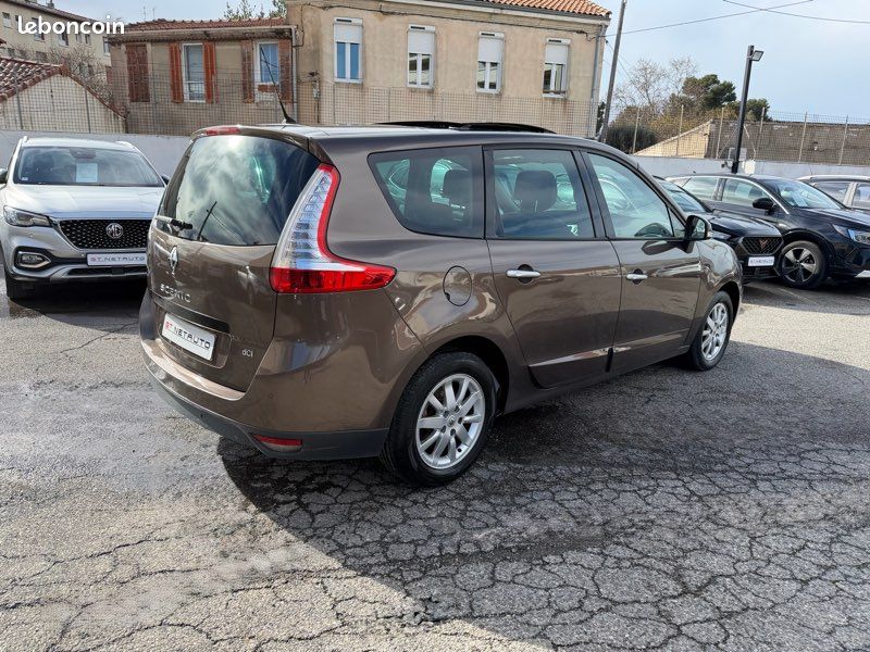 Renault Scenic 1.9 dci 130 ch Dynamique Keyless, toit ouvrant, Clim auto, Bluetooth garantie 12 mois (image 4)