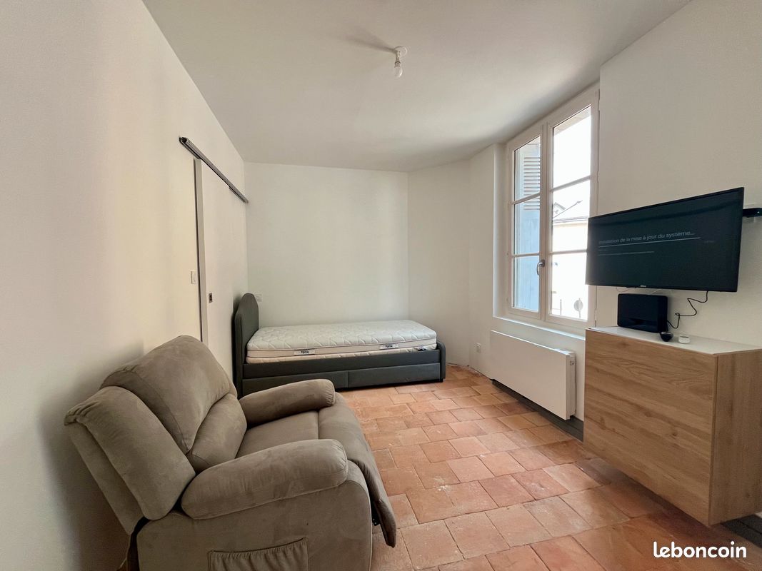 Appartement 1 pièce 22 m² · à Luynes · 22 m² · 425 €