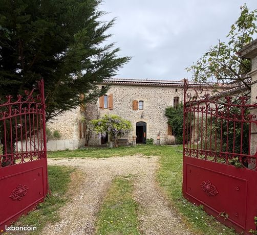 Maison 14 pièces 361 m²
