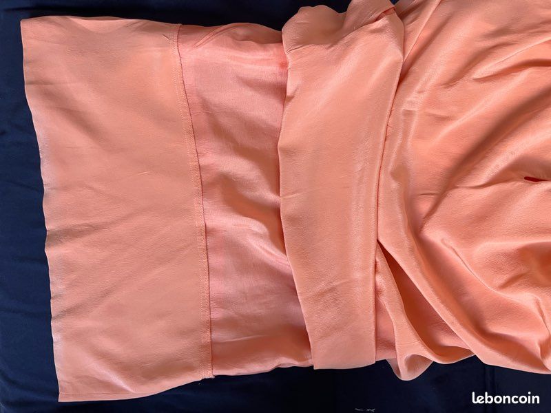 Robe Noire En Soie MAJE - Taille 36 - Longueur Genou, Col Rond - Neuf Sans étiquettes