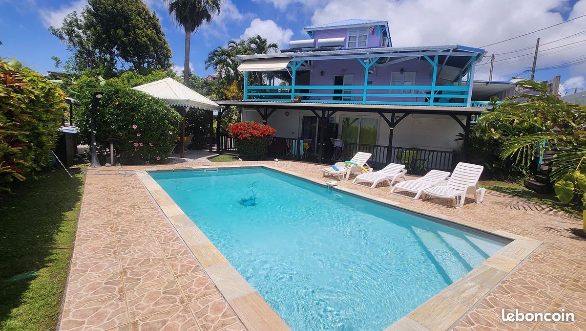 Maison 15 pièces 320 m² · à Sainte-Luce · 320 m² · 750 000 €