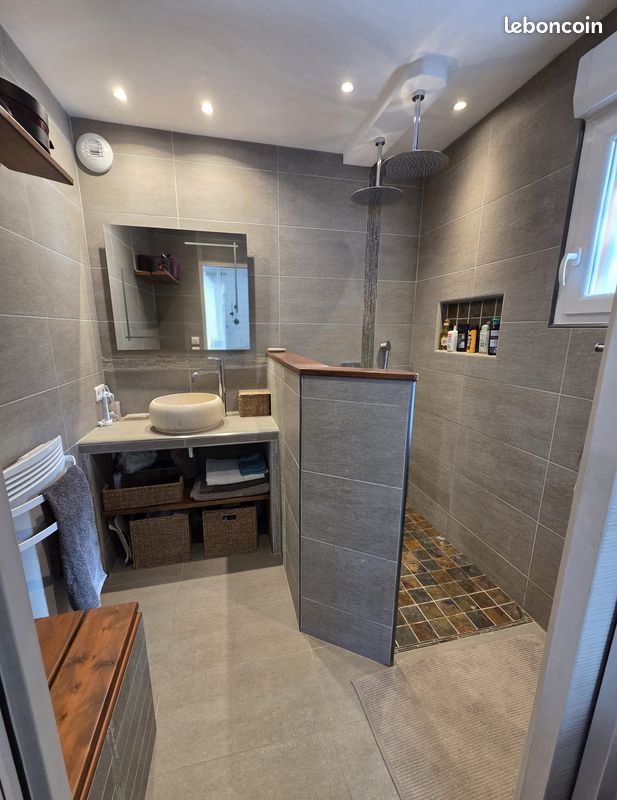 Maison 6 pièces 135 m² · à Saint-Hostien · 135 m² · 320 000 €
