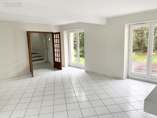 Maison a louer plaisir - 5 pièce(s) - 118 m2 - Surfyn