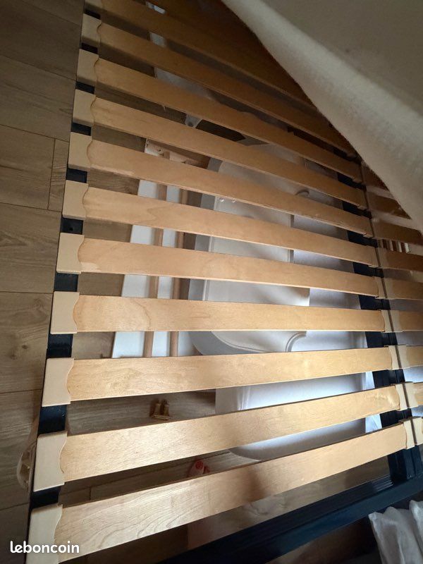 Lit 2 place 140 (image 2)