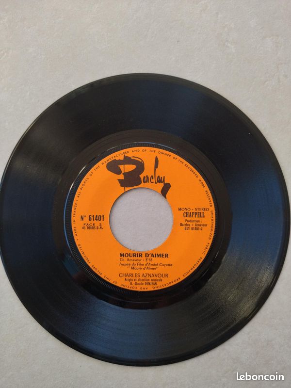 Vinyle 45t Charles Aznavour (image 3)