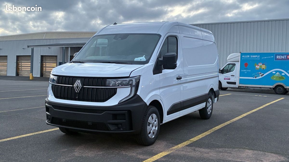 Renault Master L2H2 Extra 3T5 Blue dCi 170 Auto - Leasing (image 4)