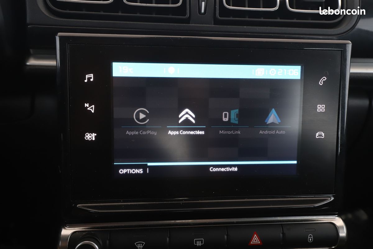 Citroen C3 1.2 PureTech Shine 82 ch (image 20)