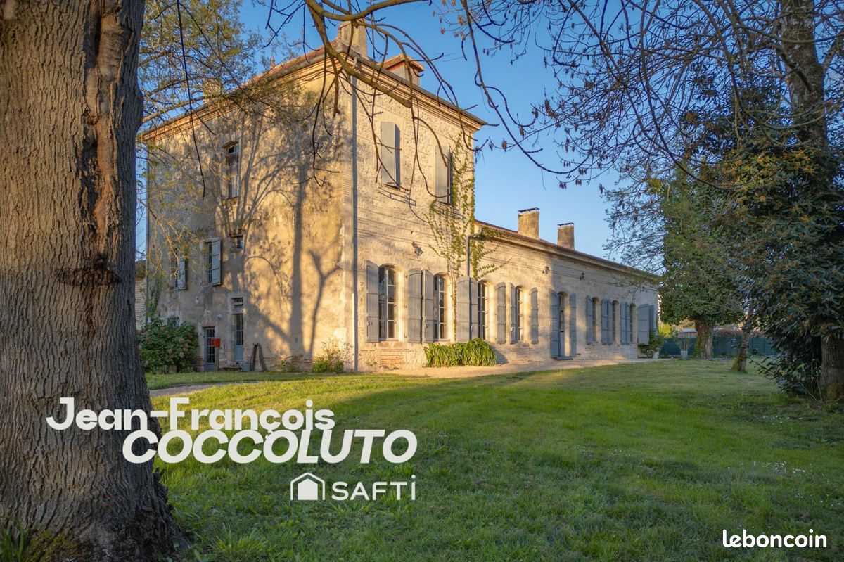 Maison 15 pièces 290 m² · à Le Passage · 290 m² · 399 000 €