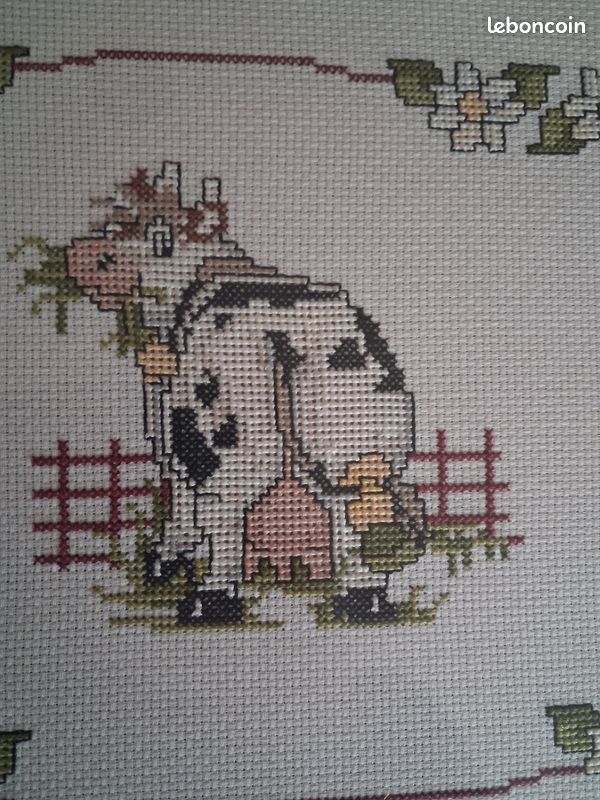 Tableau broderie motif vache (image 2)