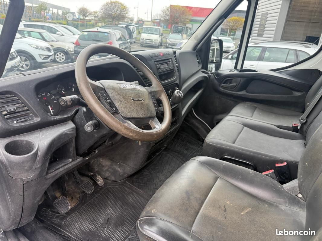 Iveco Daily CHASSIS CABINE 35 C 15H 150ch 3450 BVM6 (image 9)
