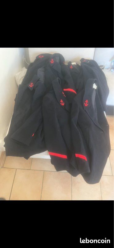 Lot de 500 Vêtements Militaires taille S, M et L. Livraison Possible (image 15)