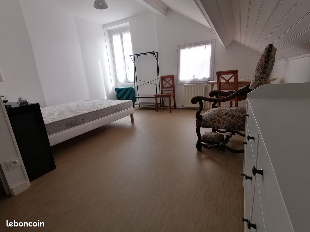 Maison 1 pièce 19 m² · à Niort · 19 m² · 380 €/mois