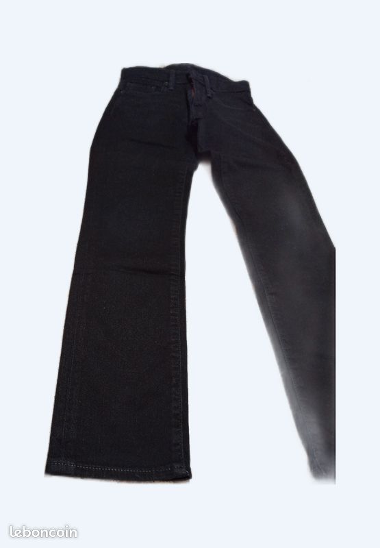 Pantalon Levis neuf (image 1)