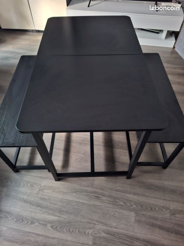 Table noir extensible avec deux banc très état (image 2)
