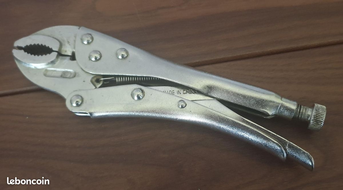 2 pinces a etaux (image 3)