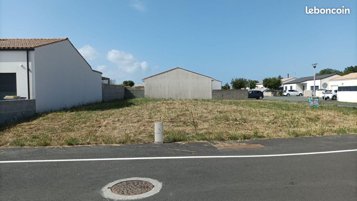 Terrain 531 m² Soubise · 75 000 €