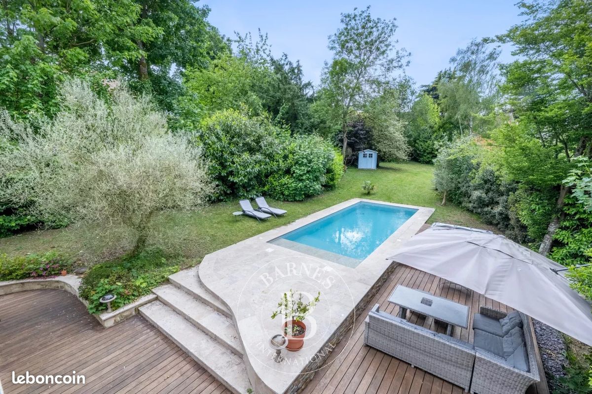 Maison 10 pièces 250 m² (image 2)