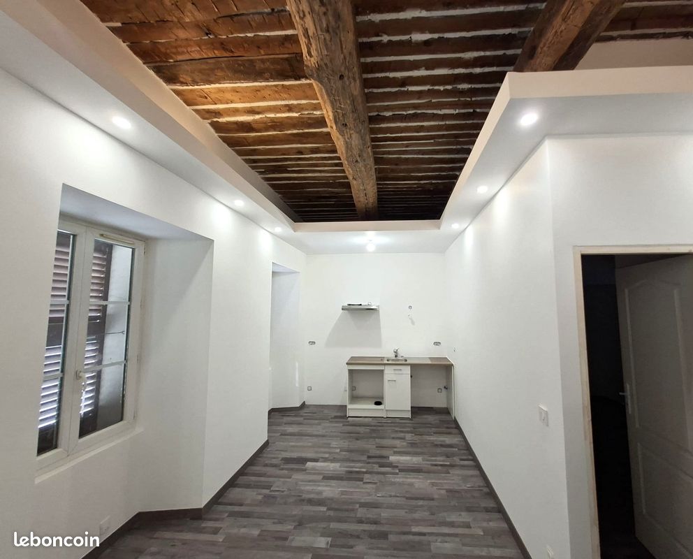 Appartement 3 pièces 54 m² · à Trans-en-Provence · 54 m² · 890 €/mois