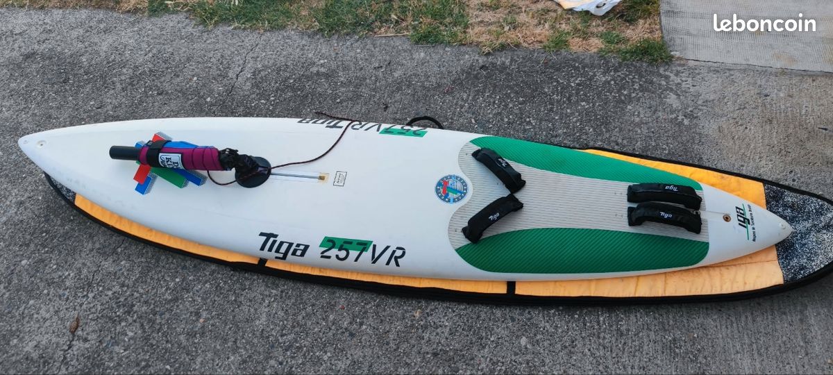Planche à voile prête a naviguer (image 3)