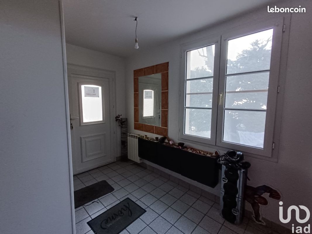 Maison 5 pièces 184 m² - Thouars 79100 (image principale 4)
