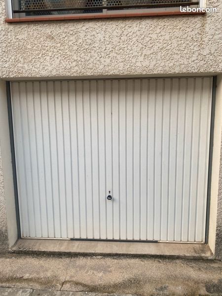 Garage Pezilla La Riviere · à Pézilla-la-Rivière · 85 €/mois