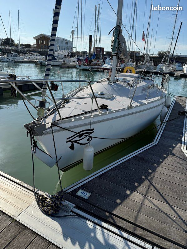 Jeanneau Aquila 28 — View photo 1