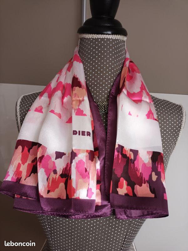 Foulard Rodier rose violet blanc (image 1)