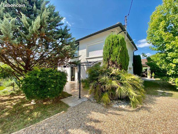 Propriété 5 pièces 220 m²