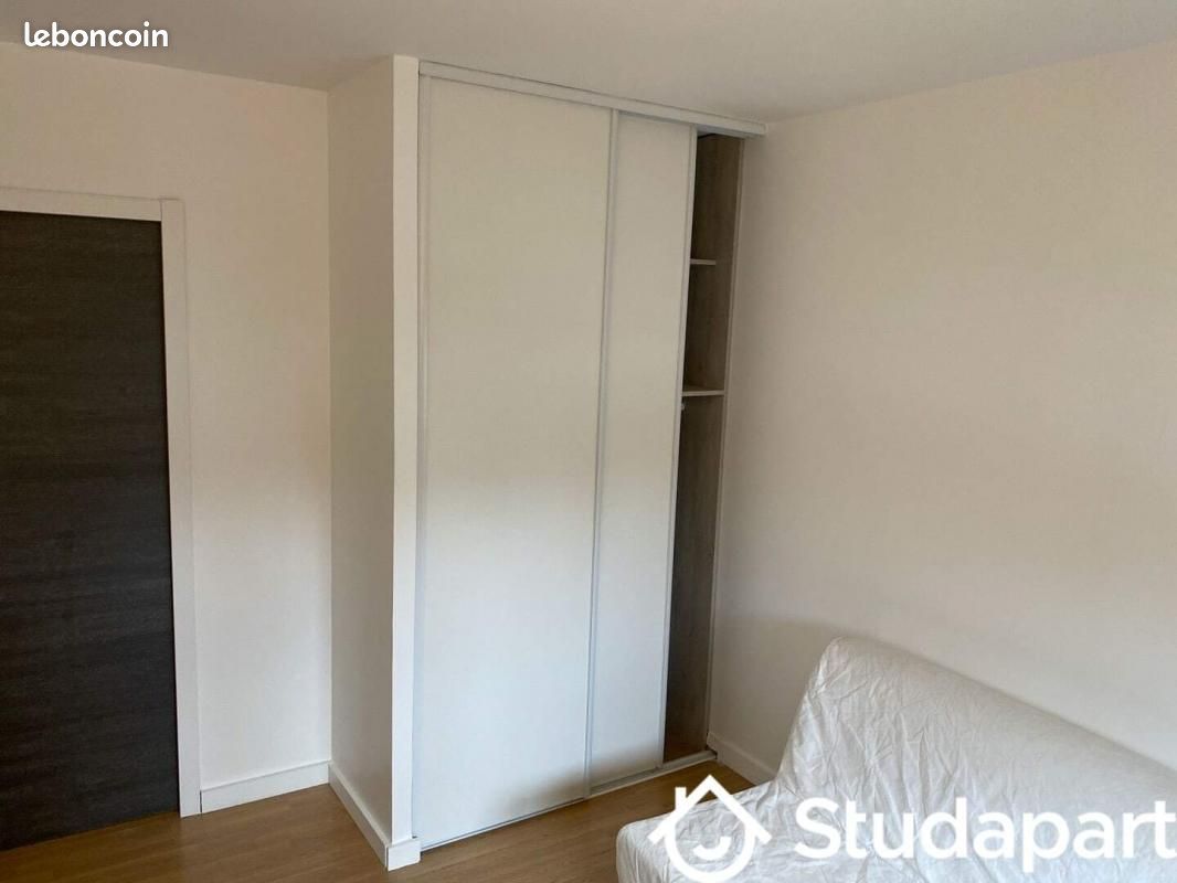 Appartement a louer grigny - 1 pièce(s) - 15 m2 - Surfyn