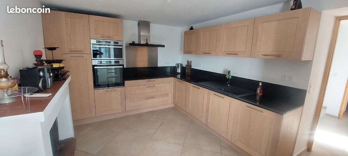Appartement 4 pièces 110 m² · à Aléria · 110 m² · 820 €/mois