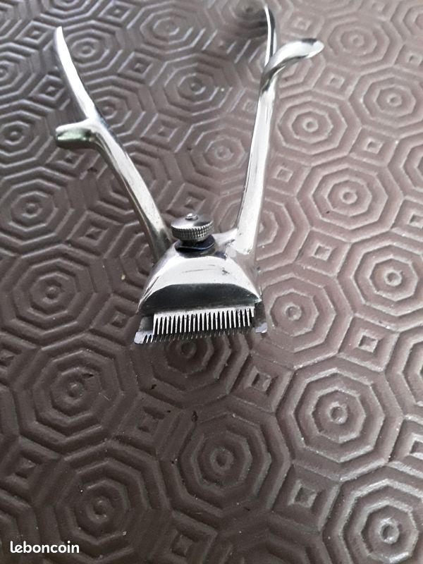 Tondeuse de coiffeur /barbier - Vintage - Bon état (image 4)