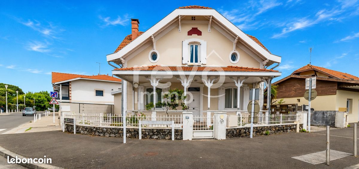 Maison 9 pièces 205 m² · à Biscarrosse · 205 m² · 799 000 €