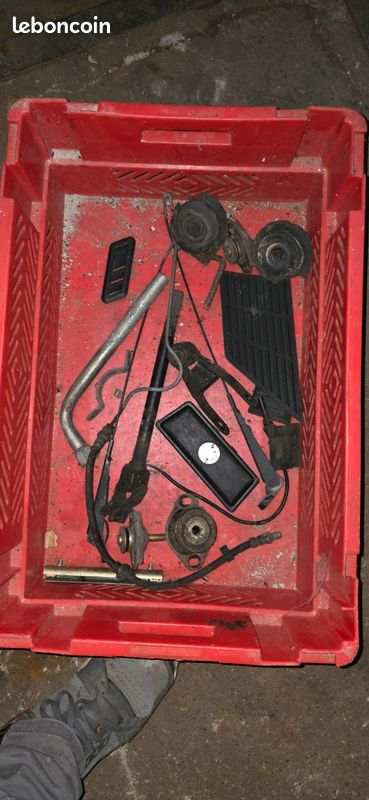 Pieces peugeot 205 (image 3)