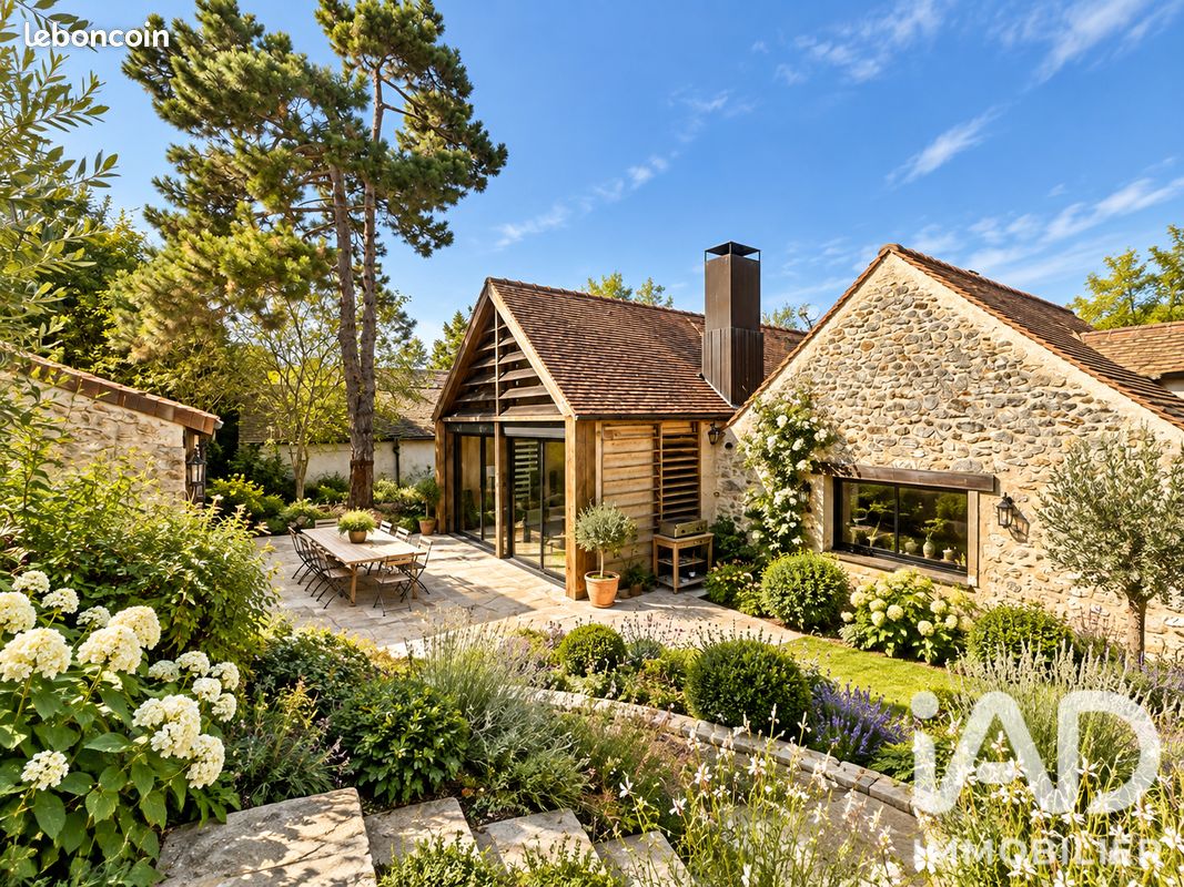 Maison 6 pièces 175 m² · à Montfort-l'Amaury · 175 m² · 645 000 €