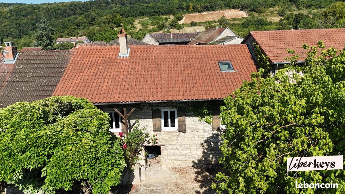 Maison 124 m² · à Cruzille · 124 m² · 188 000 €