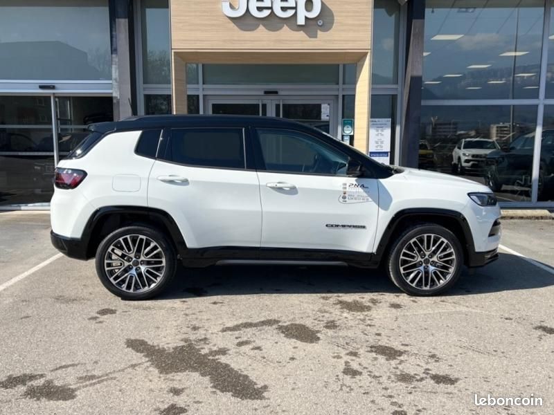 Jeep Compass 1.5 Turbo T4 130ch MHEV Summit 4x2 BVR7 (image 4)