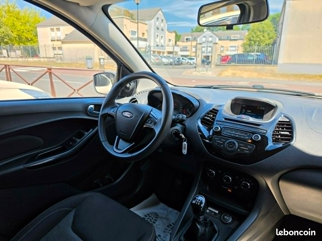 Ford ka+ (2) 1.2 ti-vct 85 ultimate climatisation bluetooth fermeture centralisee (image 4)