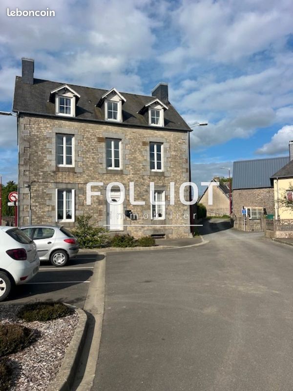 Immeuble 178 m² · à Vire Normandie · 178 m² · 245 000 €