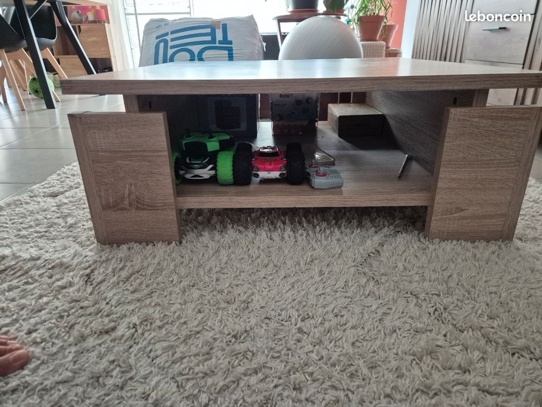 Table basse carrée (image 2)