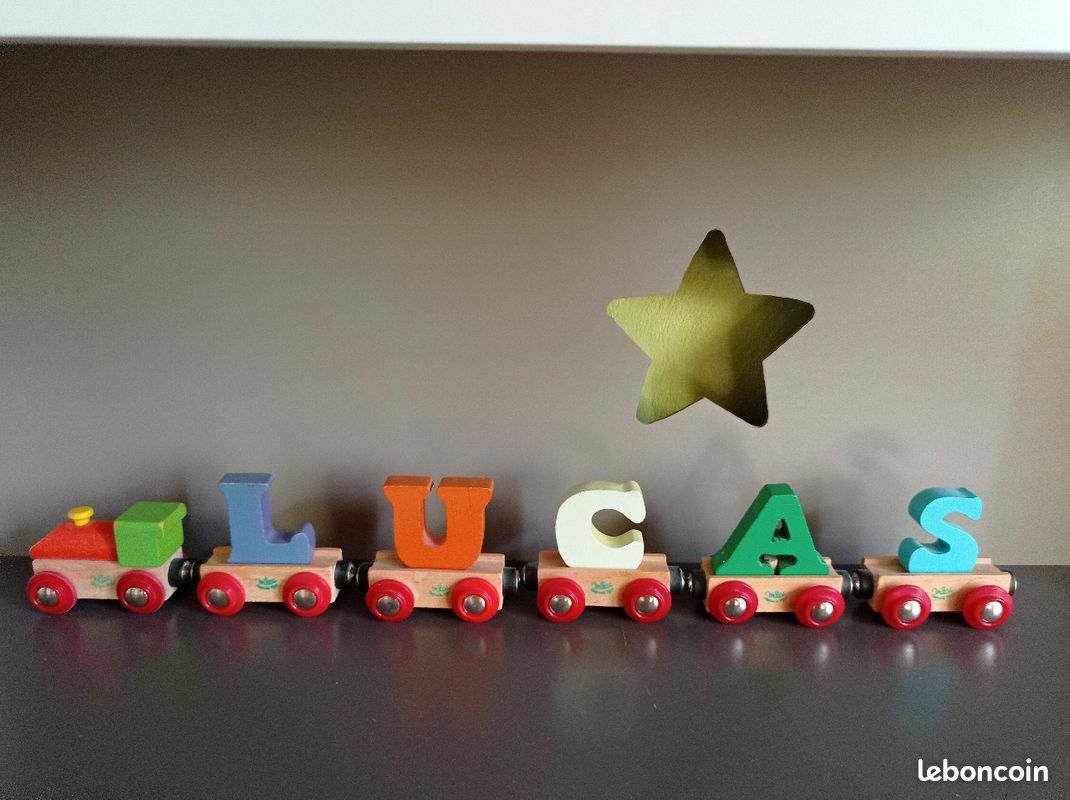 Petit train prénom Lucas (image 1)