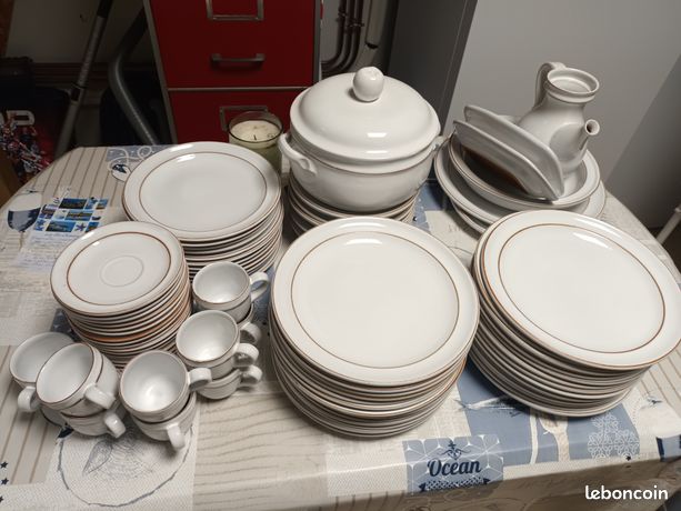 Grand Saladier En Grès Vintage – Motif Village, Vaisselle Du Marais (occasion)
