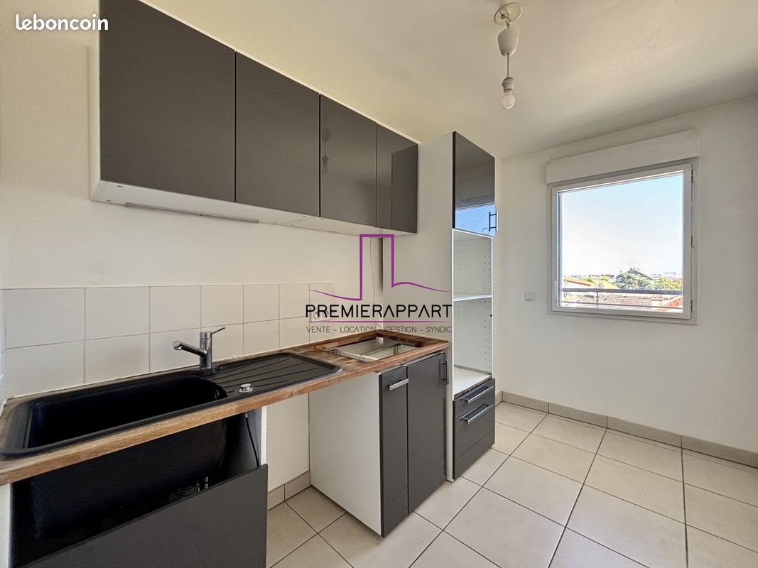 Appartement a louer houilles - 3 pièce(s) - 63 m2 - Surfyn