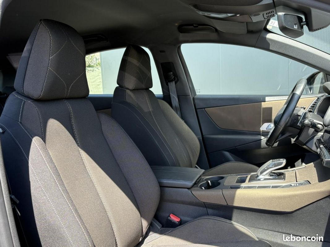 DS DS 7 CROSSBACK 2.0 BlueHDI 180 EAT8 Business (image 4)
