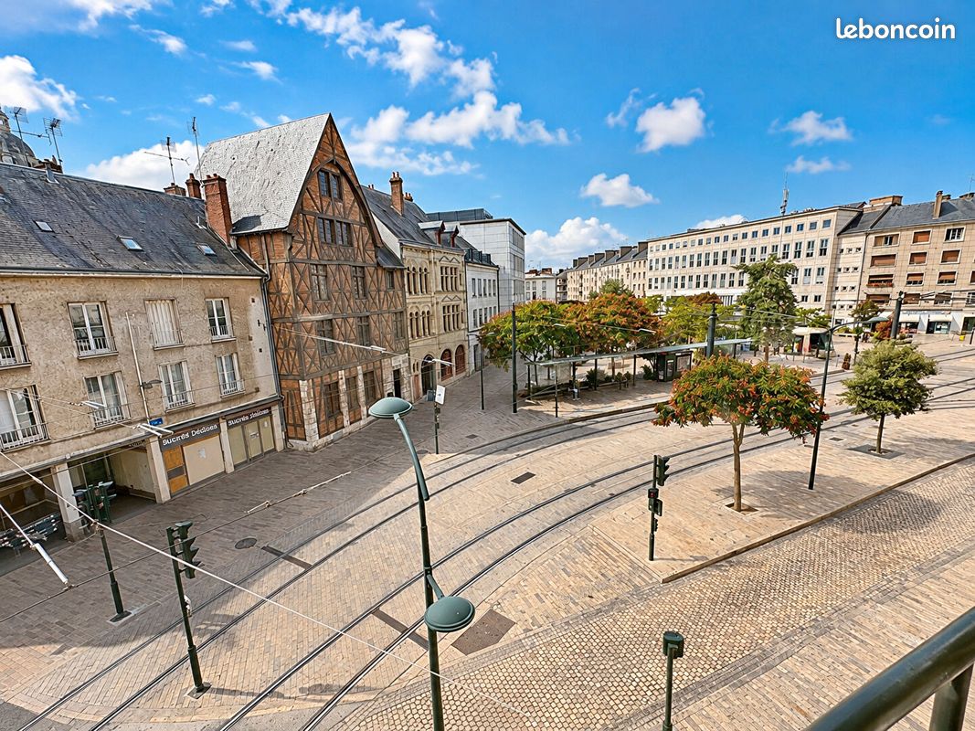 Appartement 5 pièces 107 m² · à Orléans · 107 m² · 299 900 €