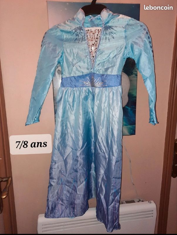 Déguisement costume robe elsa la reine des neiges 7/8 ans (image 1)