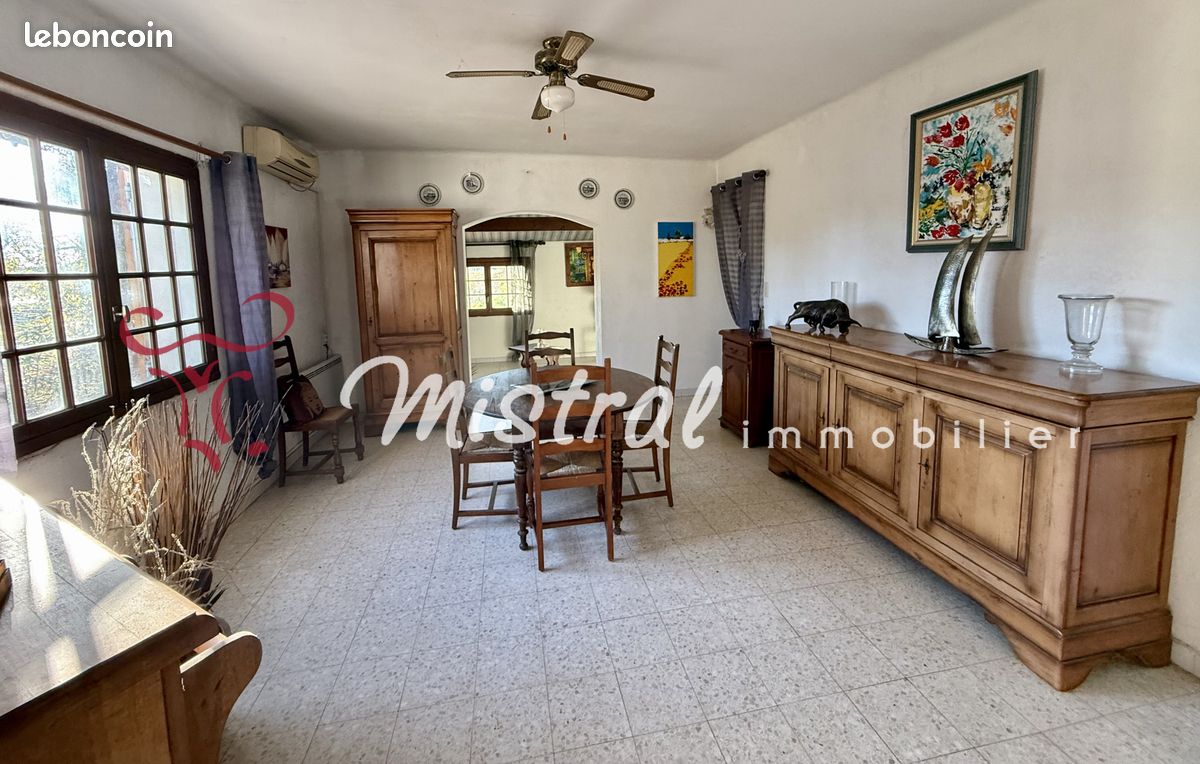 Maison 4 pièces 110 m² · à Saint-Laurent-d'Aigouze · 110 m² · 325 000 €